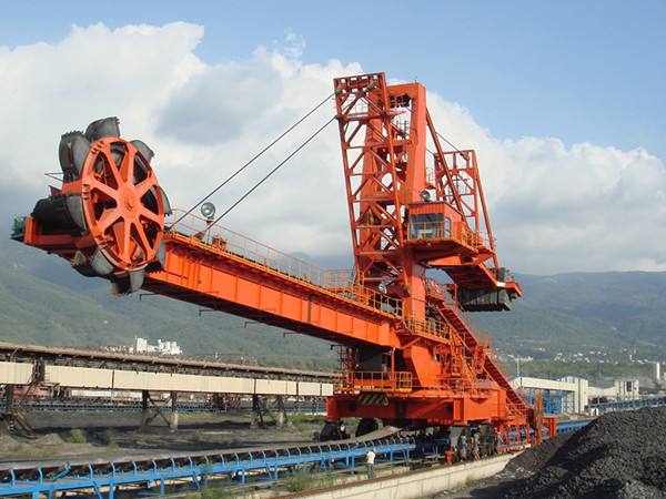 鐵礦斗輪取料機