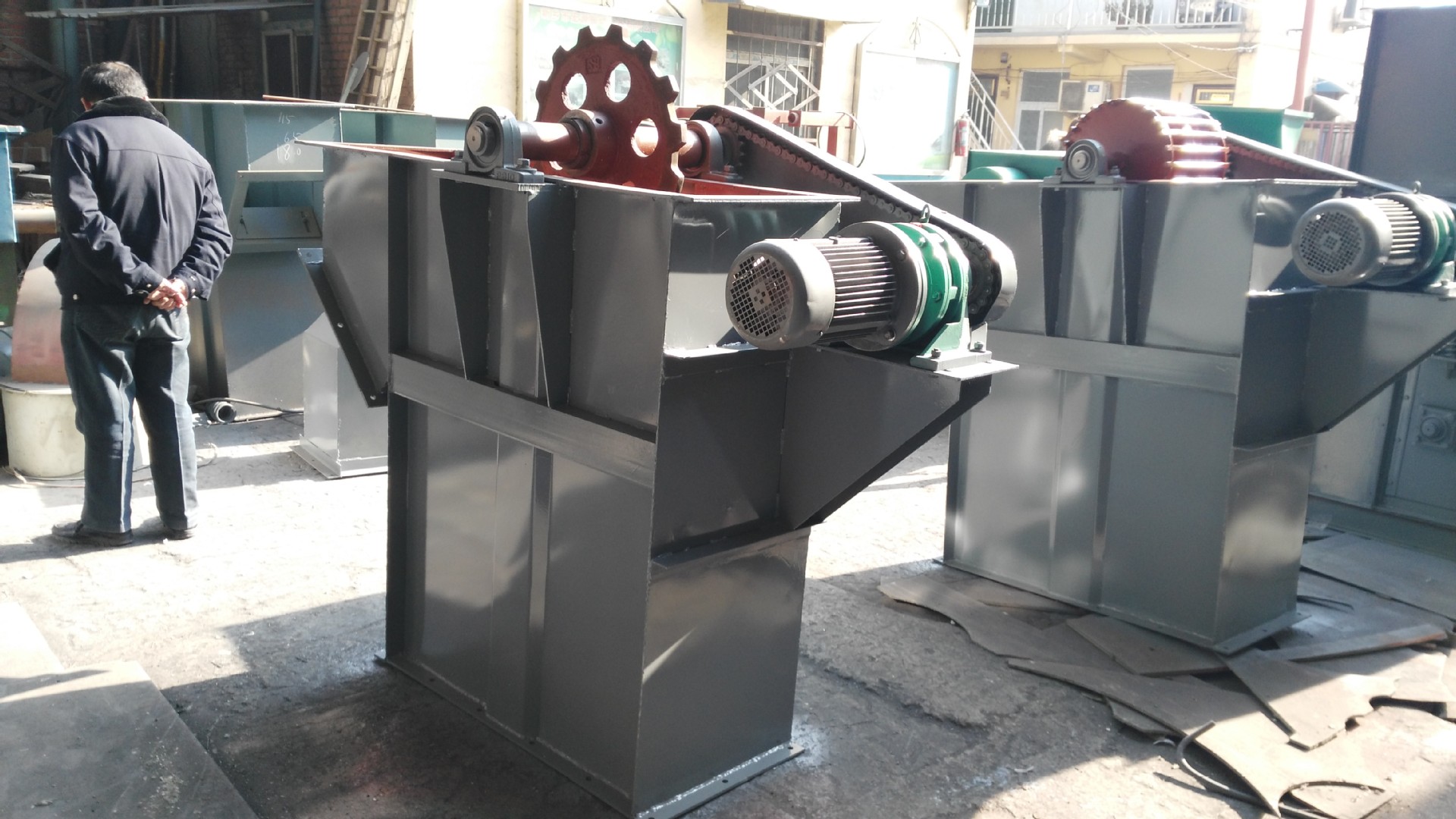 山西板鏈斗提機(jī) 山西板鏈斗提機(jī)