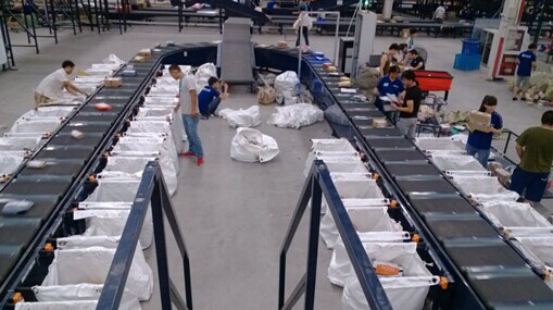 自動分揀鏈板輸送機 自動分揀鏈板輸送機