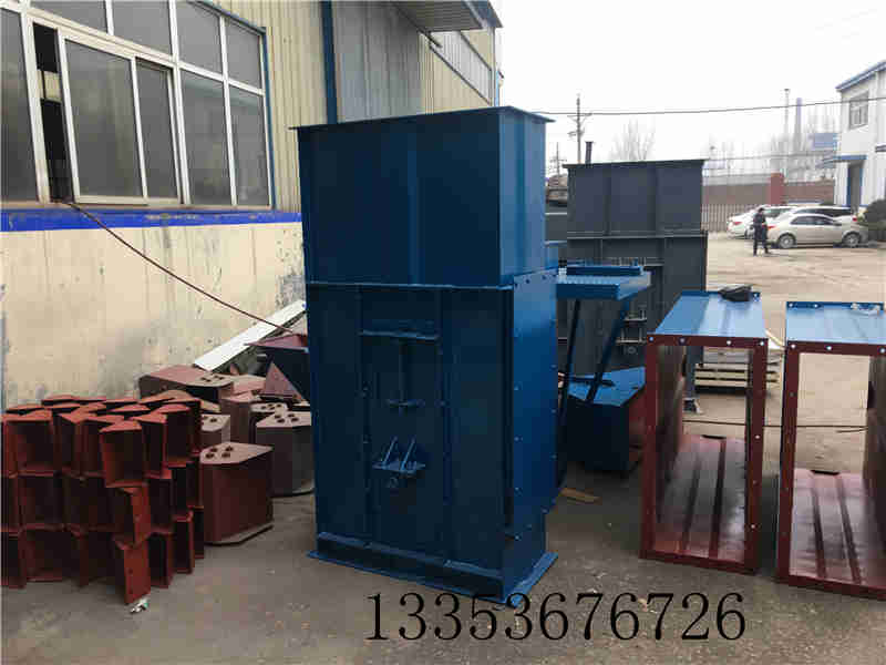 斗式提升機(jī)皮帶張緊度自動調(diào)節(jié) 斗式提升機(jī)皮帶張緊度自動調(diào)節(jié)