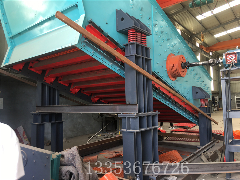 雙質(zhì)體復(fù)合弛張振動篩