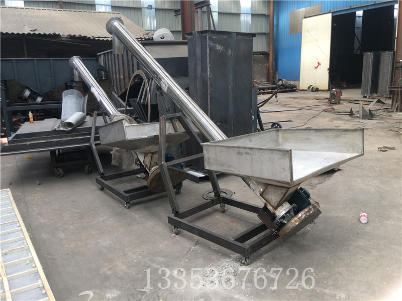 河南奧創移動式螺旋輸送機1 河南奧創移動式螺旋輸送機1