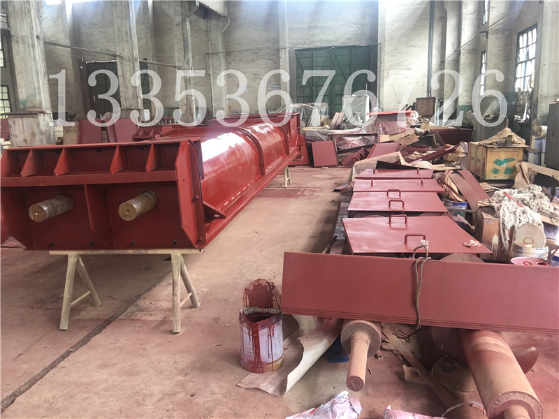 如何根據物料特性選用單螺旋還是雙螺旋輸送機？2